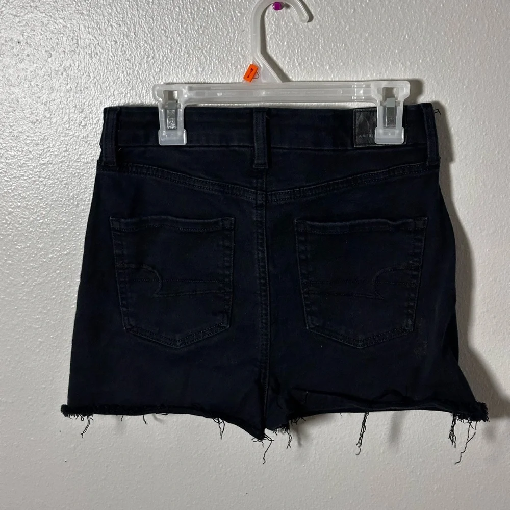 American‎ Eagle Women Black Denim Curvy High Rise Shortie Cutoff Shorts size 4